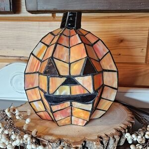 Light-up Pumpkin Tiffany Style Lamp
